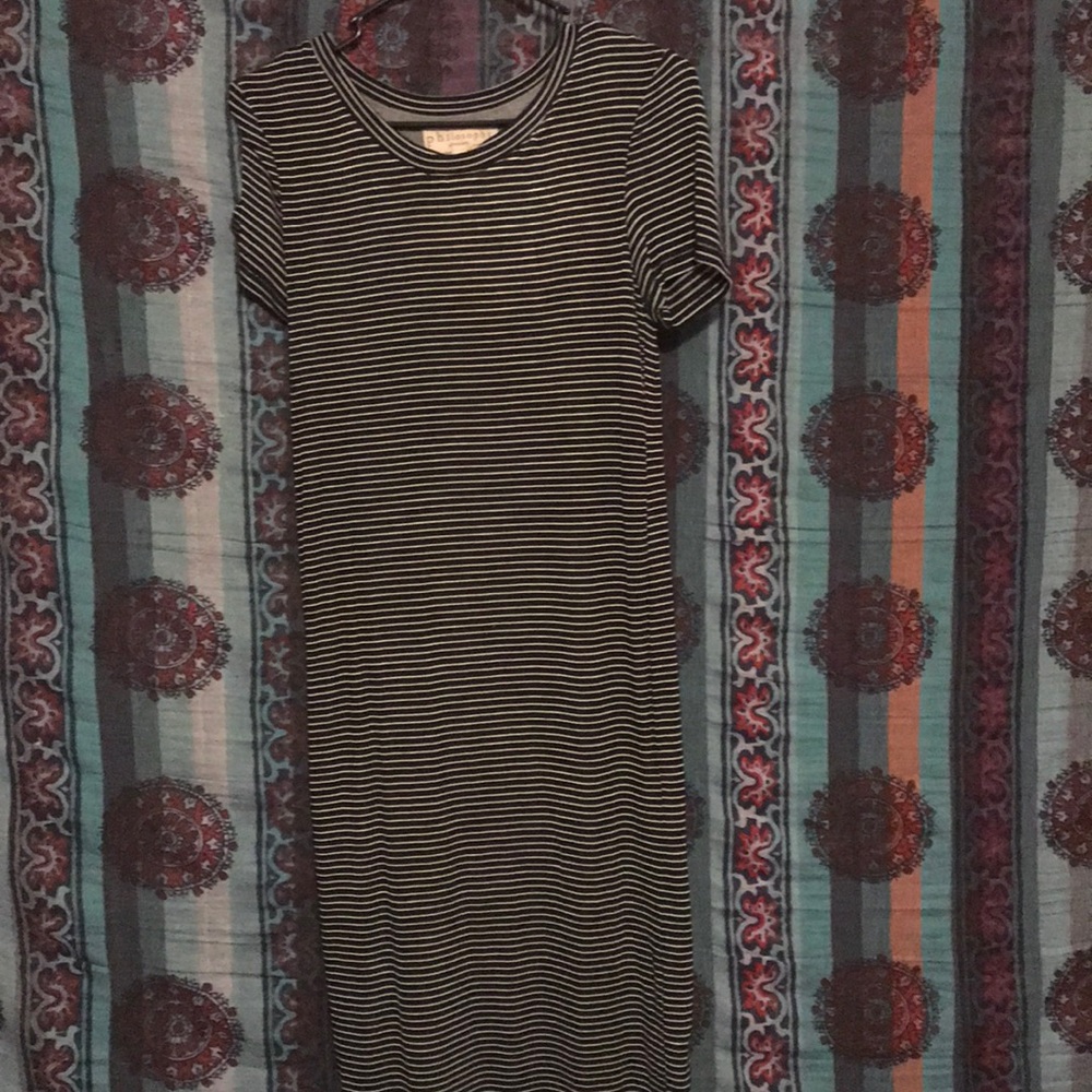 knee length stripped dress